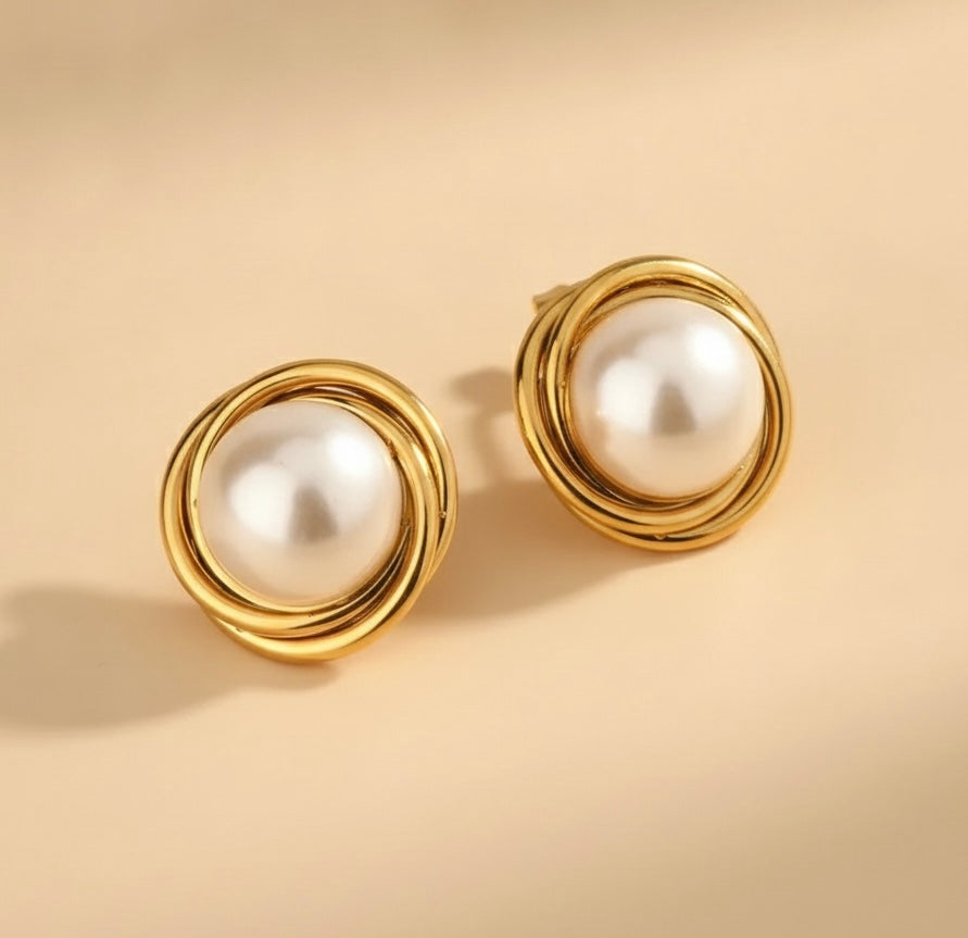Aurelia Pearl Studs