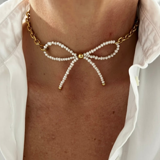 Genevieve Bow Necklace