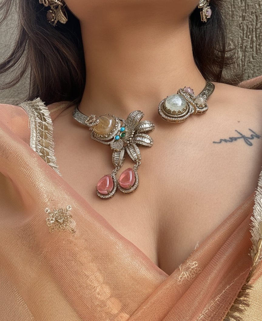 Gulab Sunhari Hasli Set