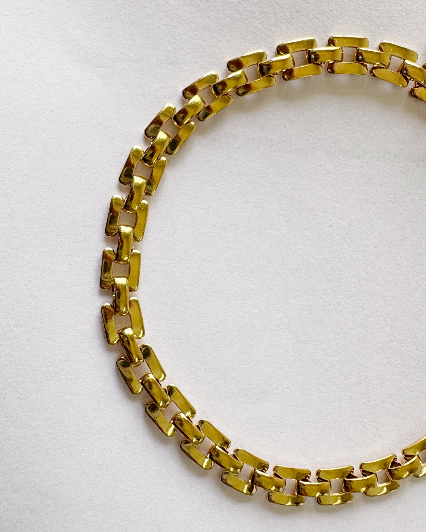 Contoured Bar Chain Bracelet