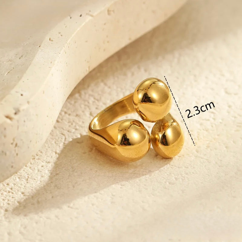 Noa Statement Ring