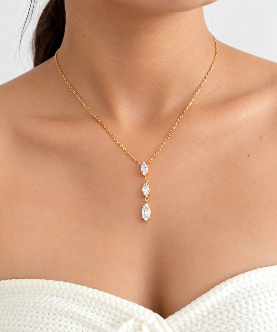 Aisha Pendant Necklace