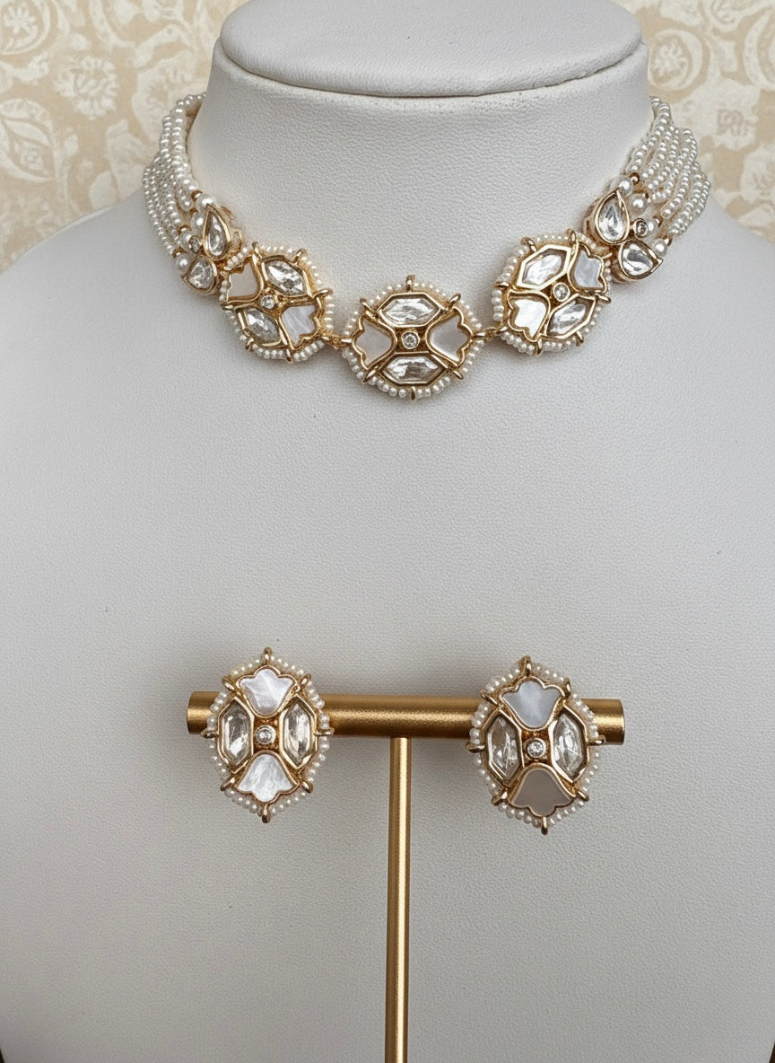 Basra Bloom Choker Set