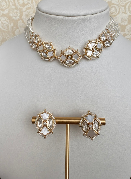 Basra Bloom Choker Set