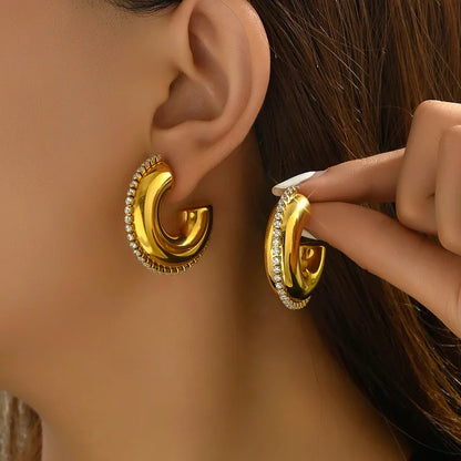 Camila Hoops
