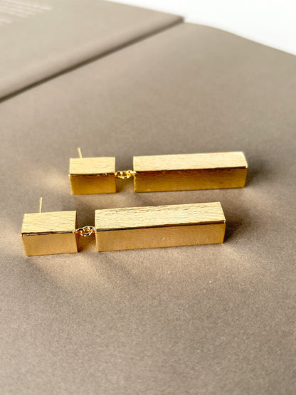 Column Drop Earrings