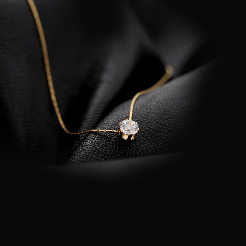 Ella Pendant Necklace