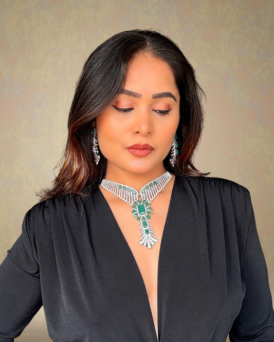 Emerald Wing Collar Set