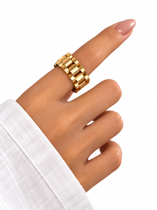 Evelyn Rolex Ring