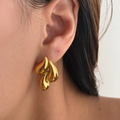 Freya Drop Earrings
