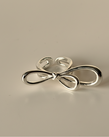 Ribbon Knot Ring