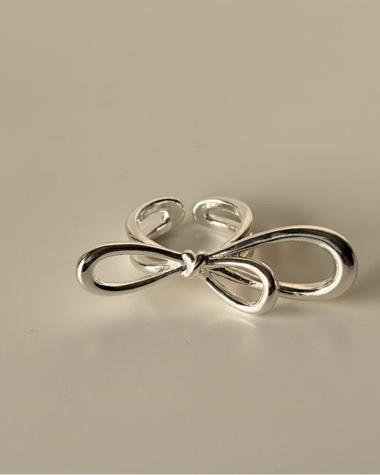 Ribbon Knot Ring