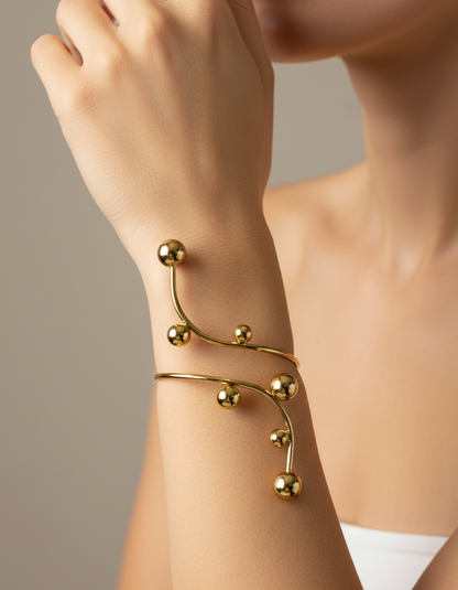 Sculpted Orbit Cuff