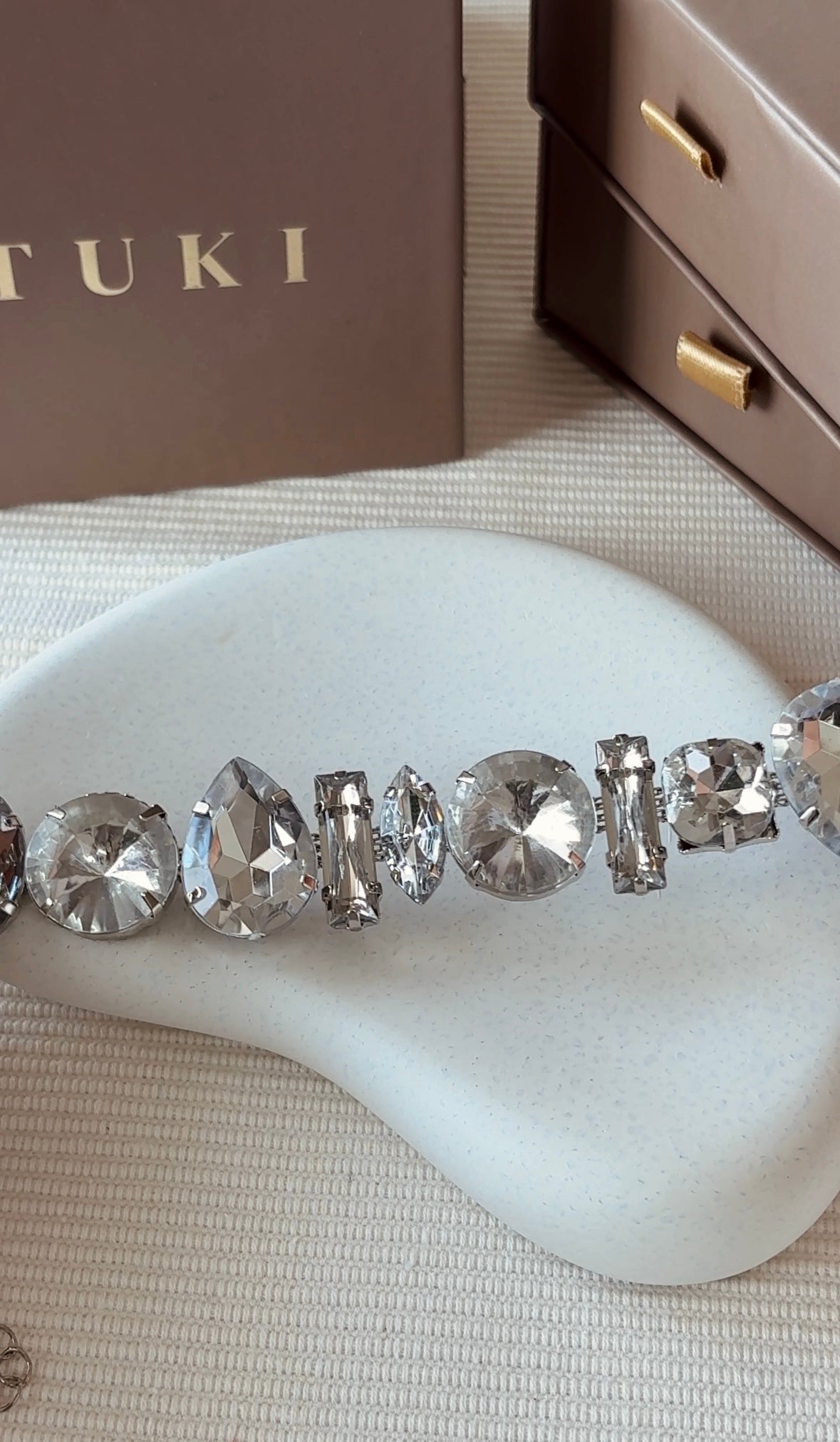 Mixed-Cut Crystal Choker