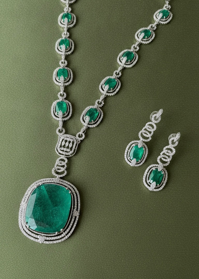 Isha Necklace Set