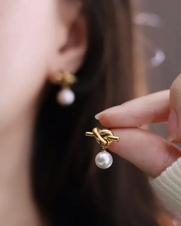 Margaret Knot Pearl Drops