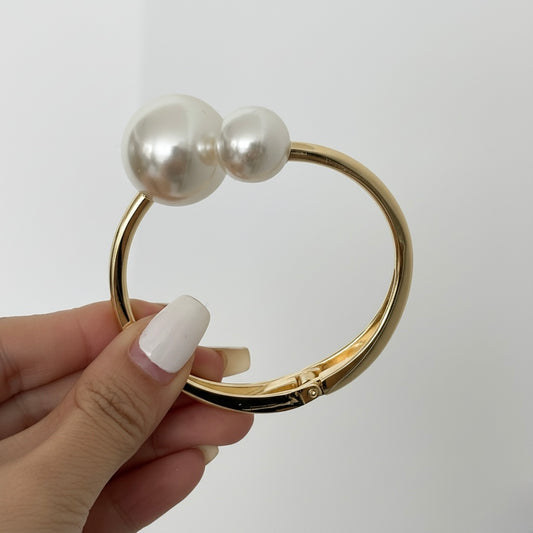 Orbit Pearl Bracelet
