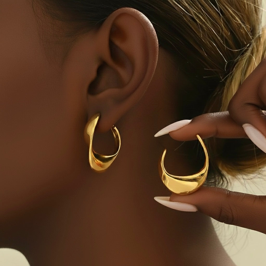 Sarah Gold Hoops