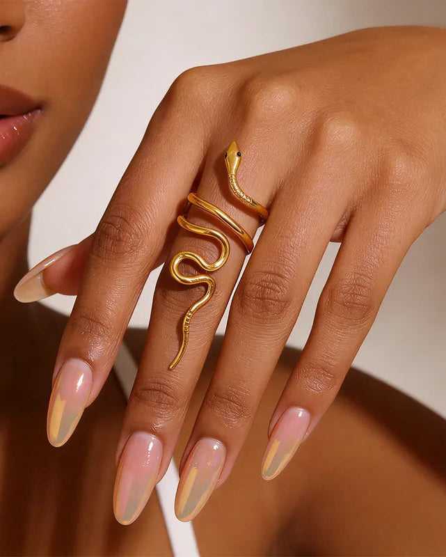 Stella Serpentine Ring