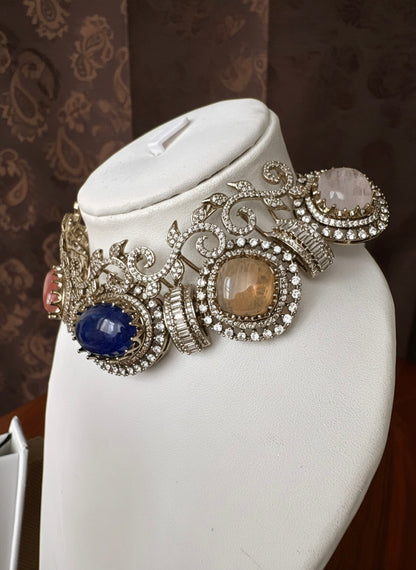 Sunehri Heritage Set