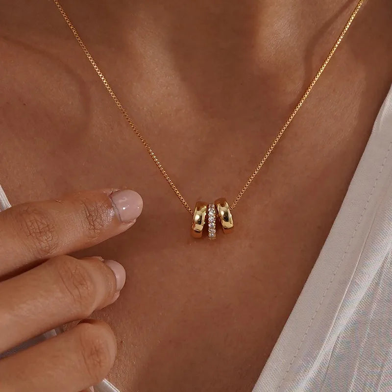 Triple Pendant Necklace