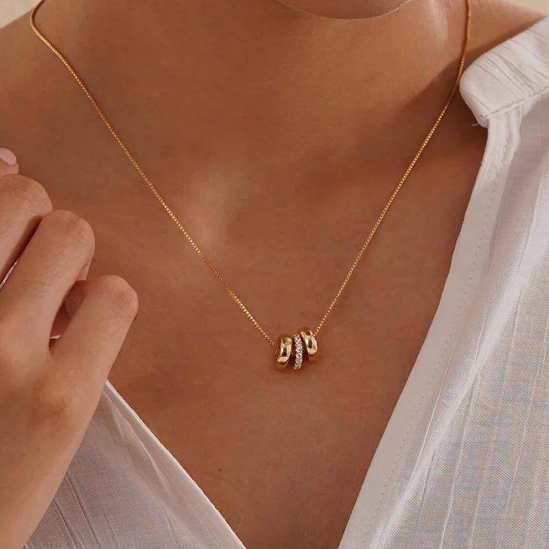 Triple Pendant Necklace