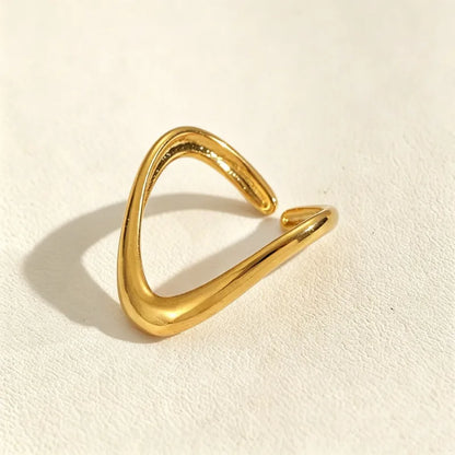 Zoe Chevron Ring